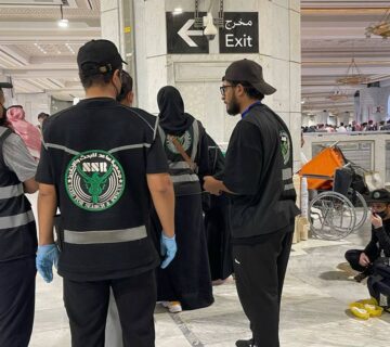 photo_5998814396538800115_y