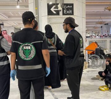 photo_5998814396538800132_y